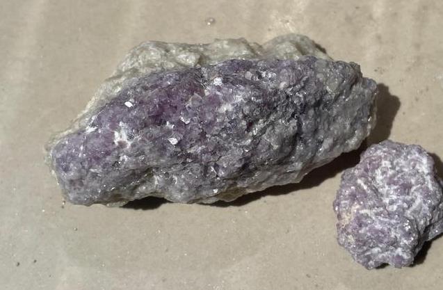 動(dòng)力電池帶動(dòng)鋰需求暴漲，鋰輝石破碎磨粉設(shè)備供不應(yīng)求